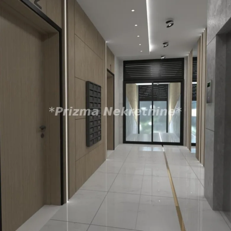 Trosoban stan na prodaju, Jagodina, 221m², 279.508 €