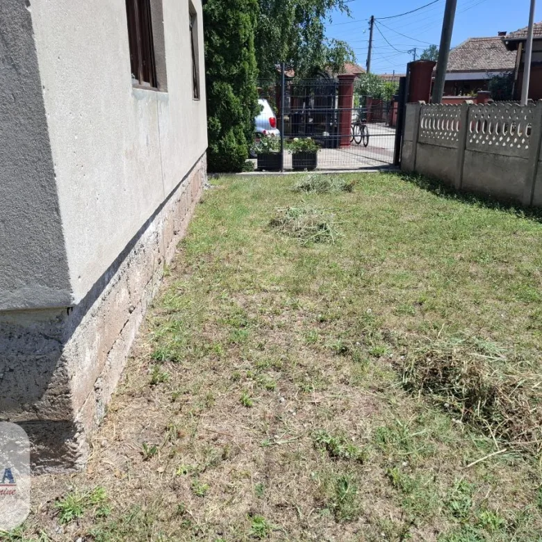 Kuća Prodaja Paraćin  83 m2