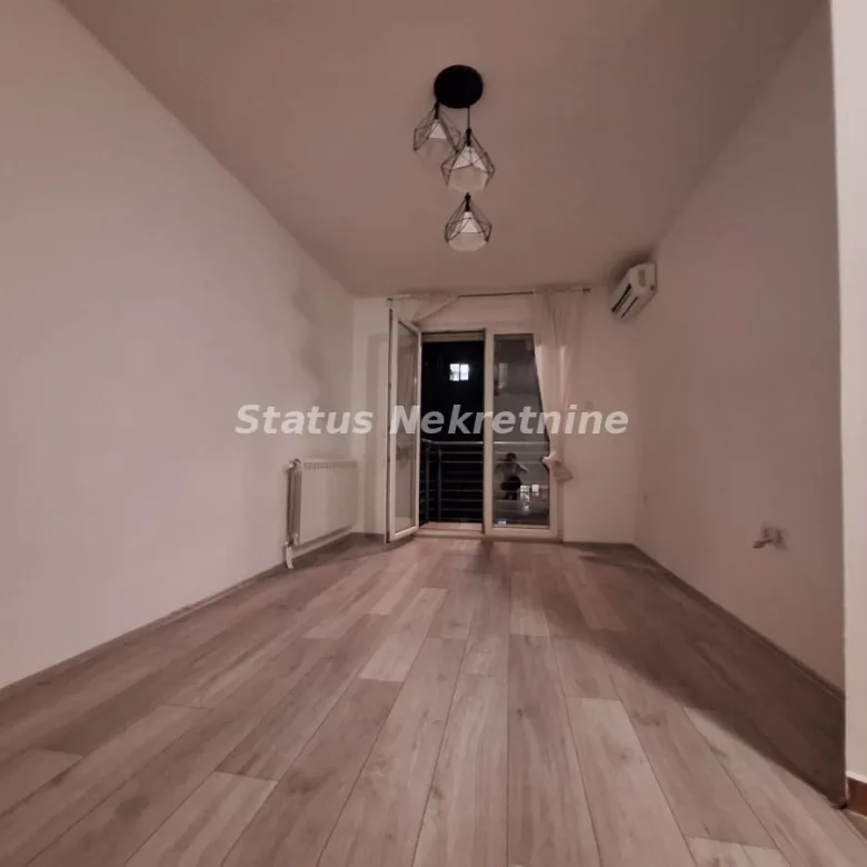 Stan Prodaja Novi Sad  35 m2