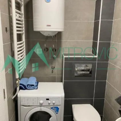 Stan Prodaja Novi Sad  27 m2