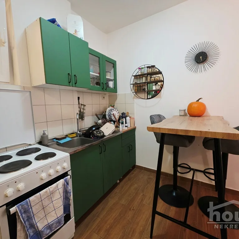 Stan Prodaja Novi Sad  32 m2