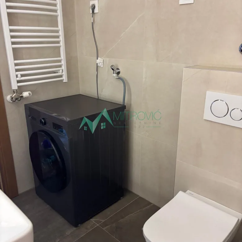 Dvoiposoban stan na prodaju, Nova Detelinara, Novi Sad, 59m², 187.500 €