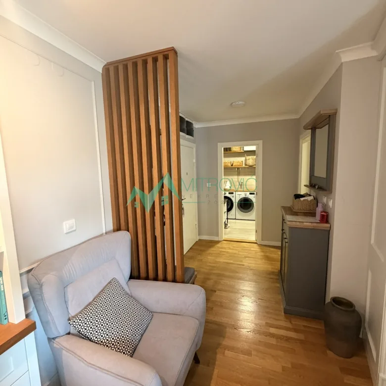 Stan Prodaja Novi Sad  75 m2