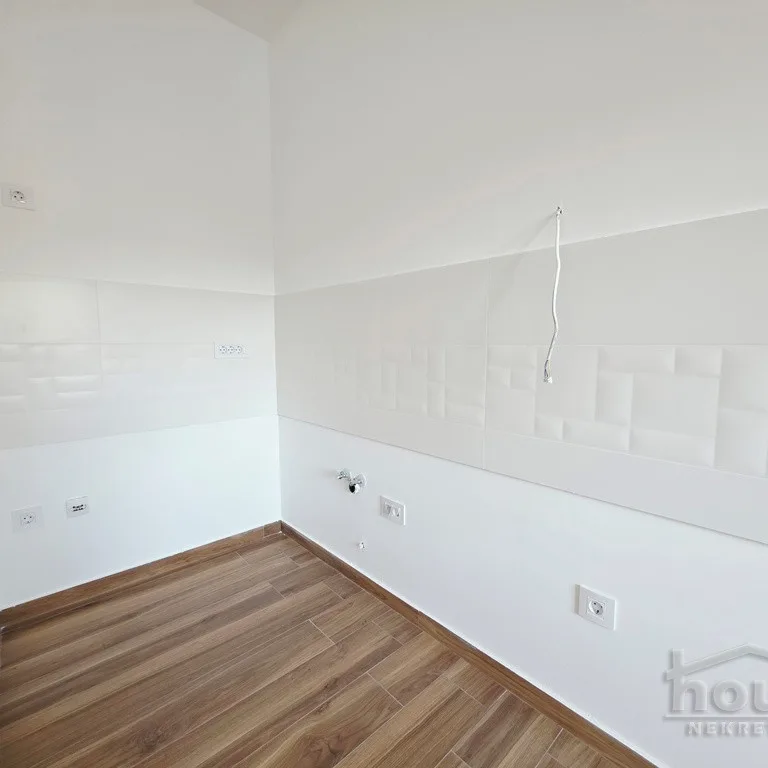 Stan Prodaja Novi Sad  41 m2