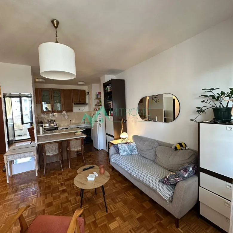 Stan Prodaja Novi Sad  51 m2