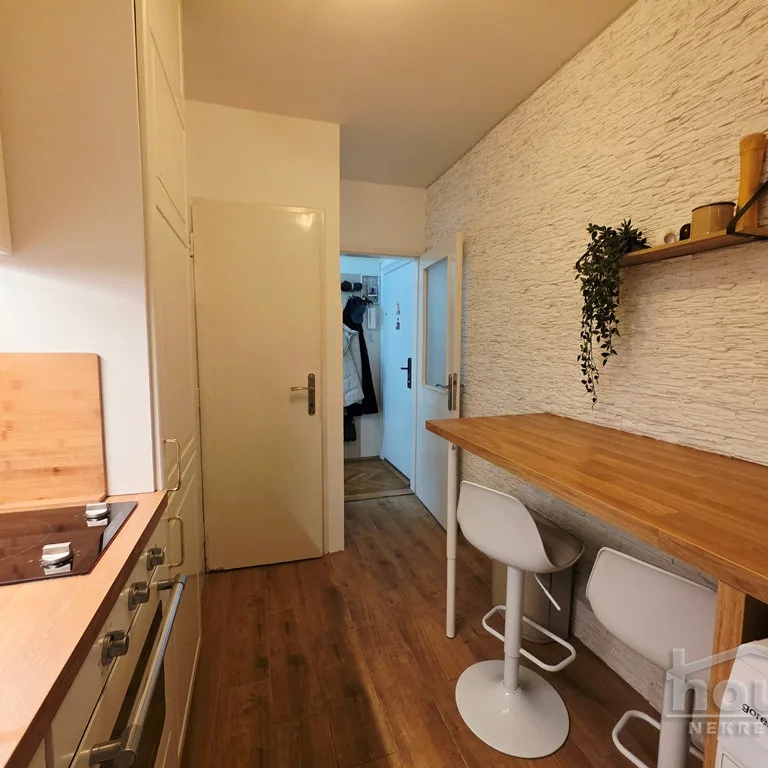 Stan Prodaja Novi Sad Železnička Stanica 49 m2