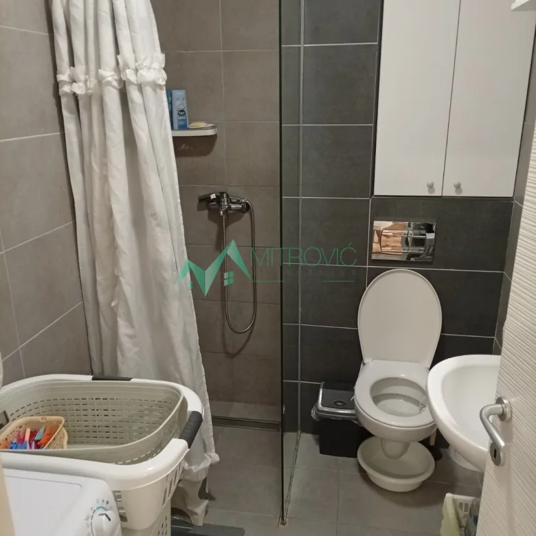Stan Prodaja Novi Sad  68 m2