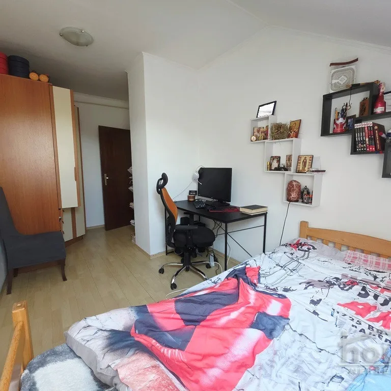 Trosoban stan na prodaju, Detelinara, Novi Sad, 56m², 5. sprat, 135.000 €