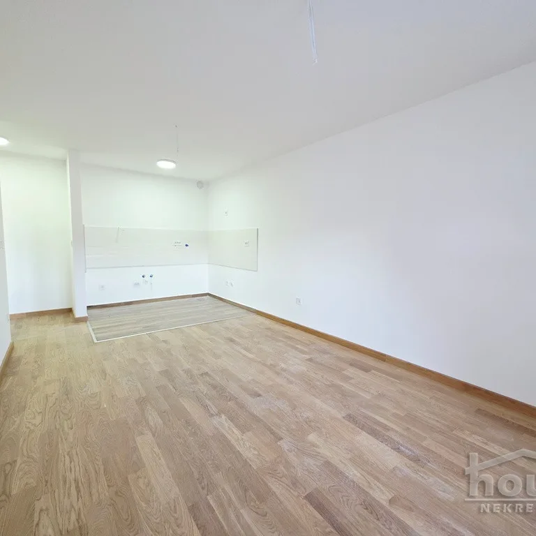 Stan Prodaja Novi Sad  55 m2