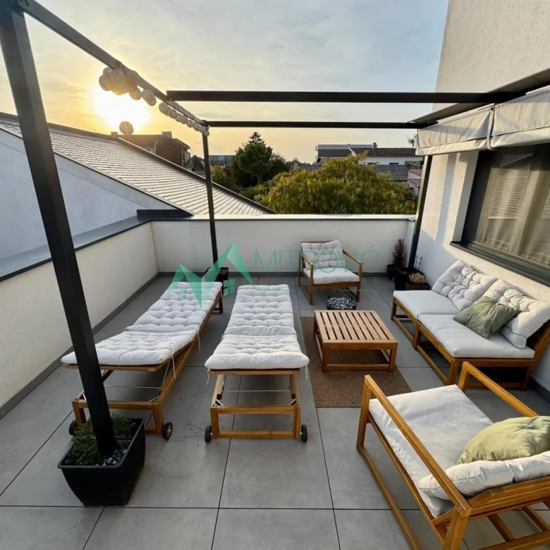 Stan Prodaja Novi Sad  75 m2