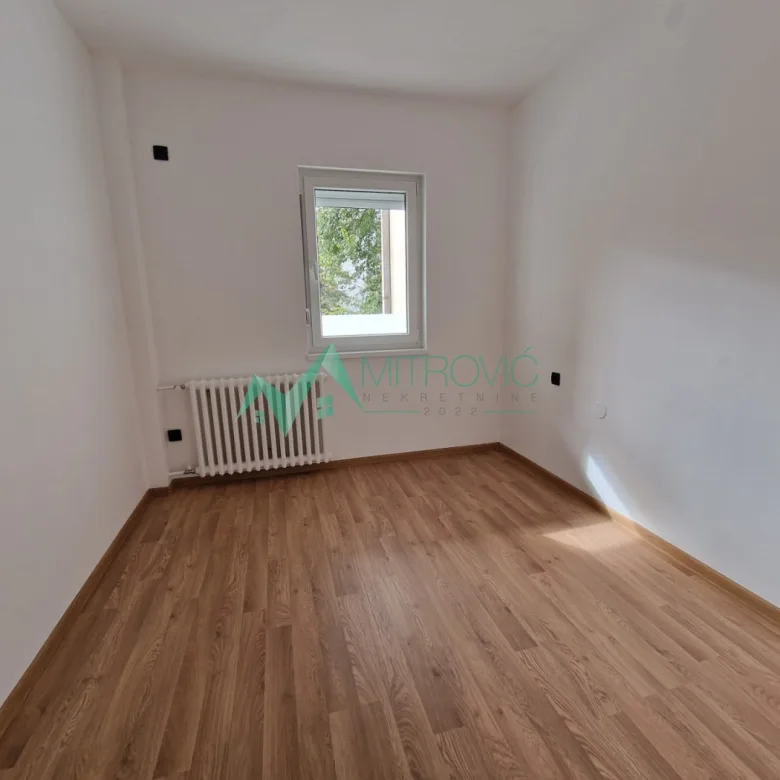 Četvorosoban stan na prodaju, Nova Detelinara, Novi Sad, 95m², 273.980 €