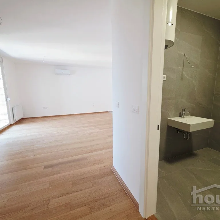 Stan Prodaja Novi Sad  104 m2