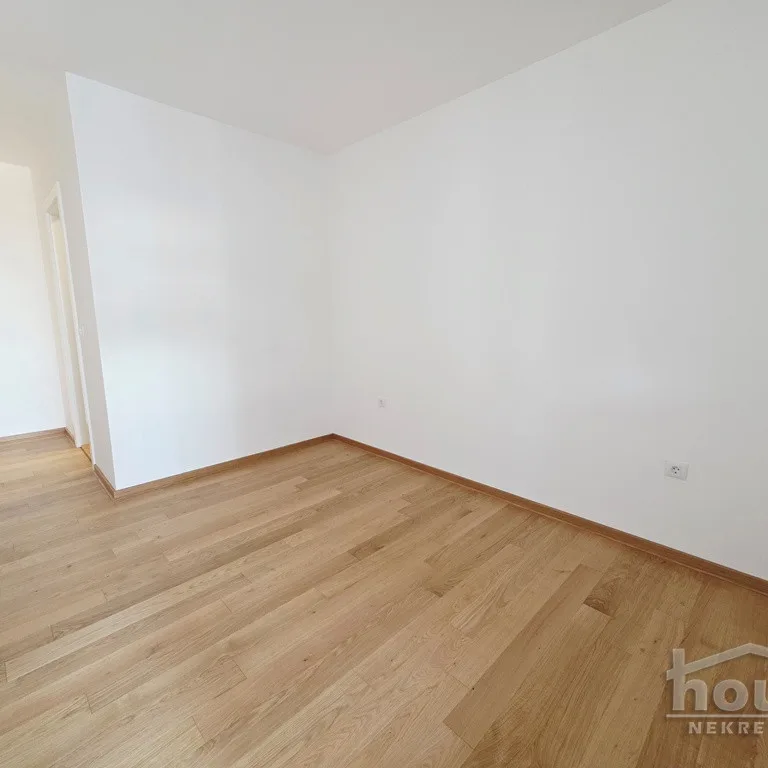 Četvorosoban stan na prodaju, Podbara, Novi Sad, 104m², 6. sprat, 303.770 €