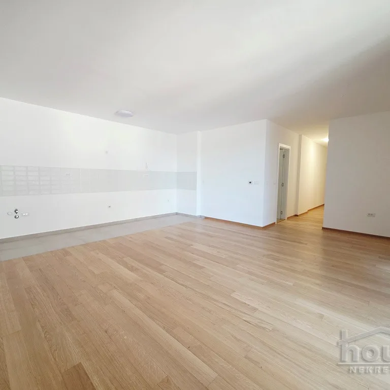 Stan Prodaja Novi Sad  104 m2