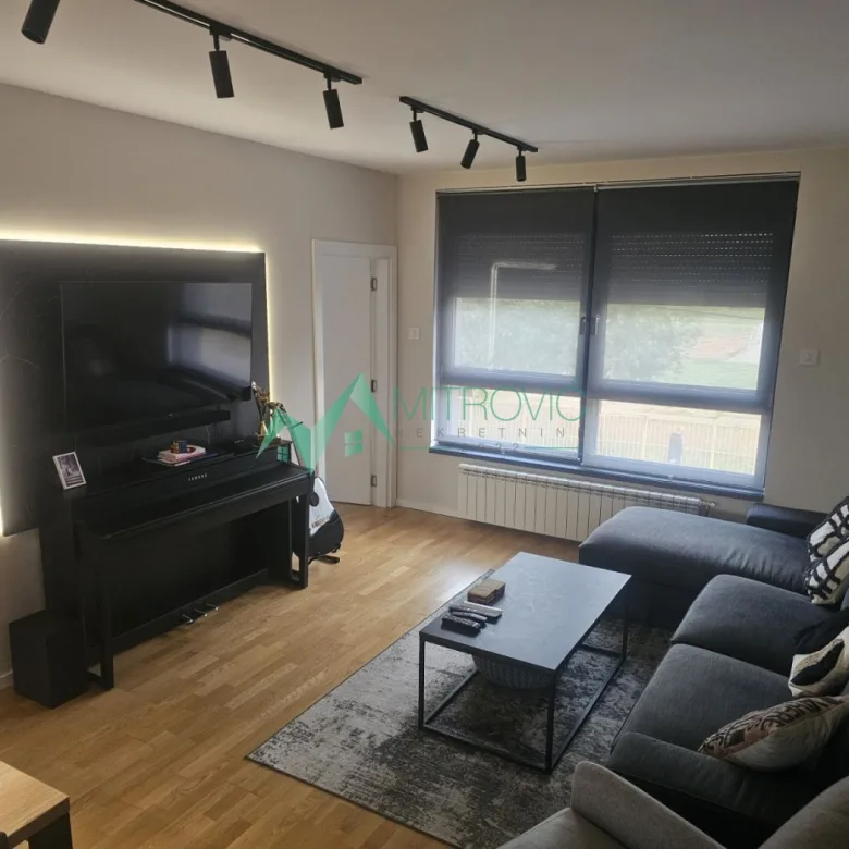 Stan Prodaja Novi Sad  71 m2