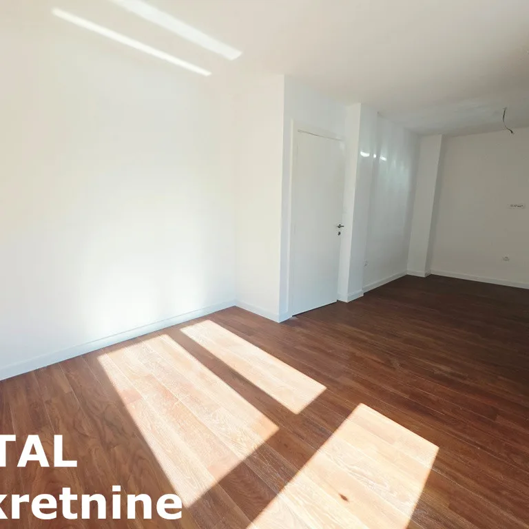 Višesoban stan na prodaju, Telep, Novi Sad, 136m², 2. sprat, 353.600 €