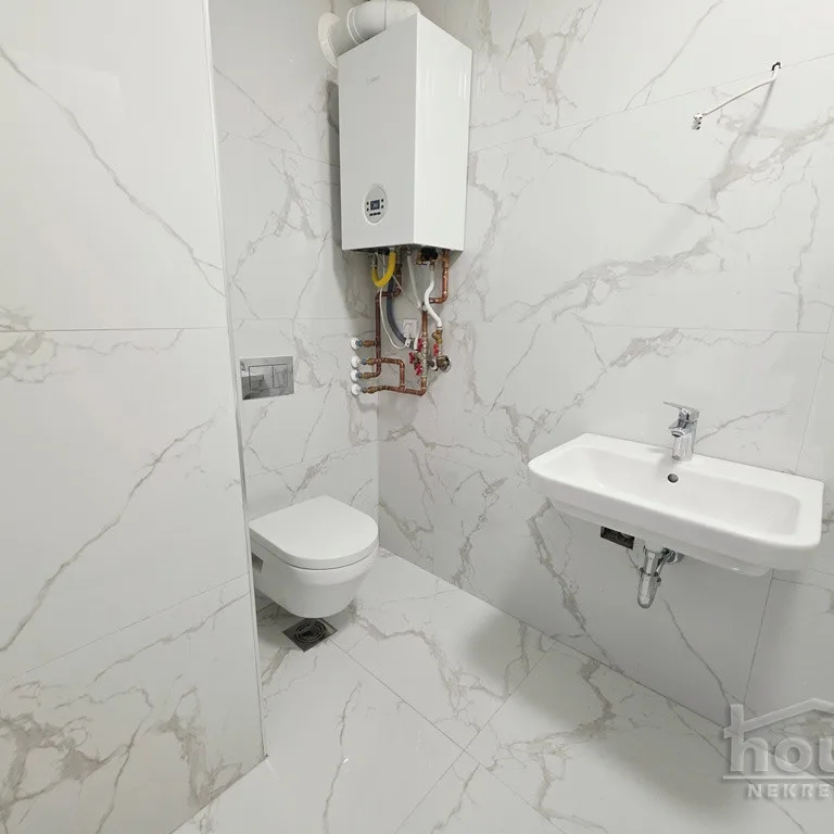 Višesoban stan na prodaju, Telep, Novi Sad, 136m², 2. sprat, 353.600 €