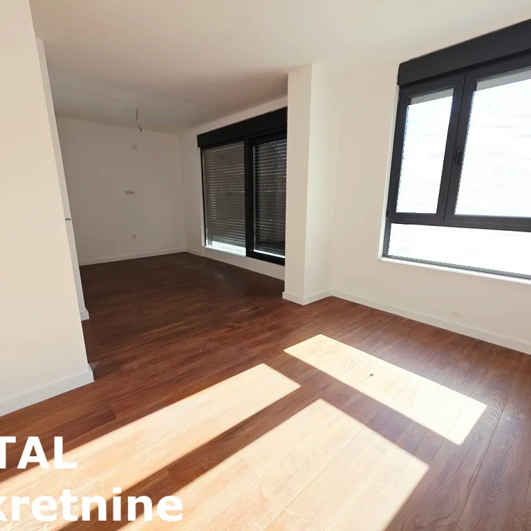 Višesoban stan na prodaju, Telep, Novi Sad, 136m², 2. sprat, 353.600 €