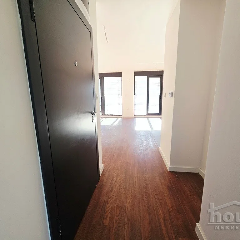 Višesoban stan na prodaju, Telep, Novi Sad, 136m², 2. sprat, 353.600 €