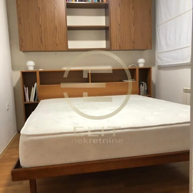 Stan Prodaja Novi Sad  42 m2