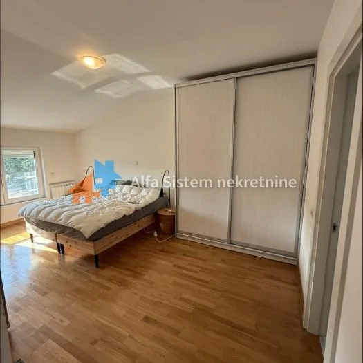 Četvorosoban stan za izdavanje, Senjak, Beograd, 157m², 2.200 €/mes
