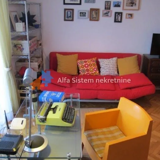 Stan Izdavanje Beograd Dedinje 90 m2