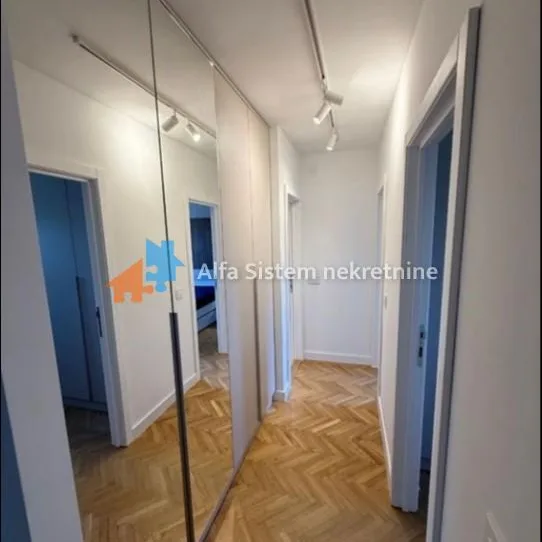 Stan Izdavanje Beograd Bežanijska Kosa 2 90 m2