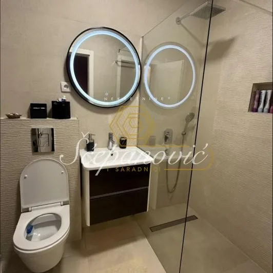 Stan Izdavanje Novi Sad  43 m2