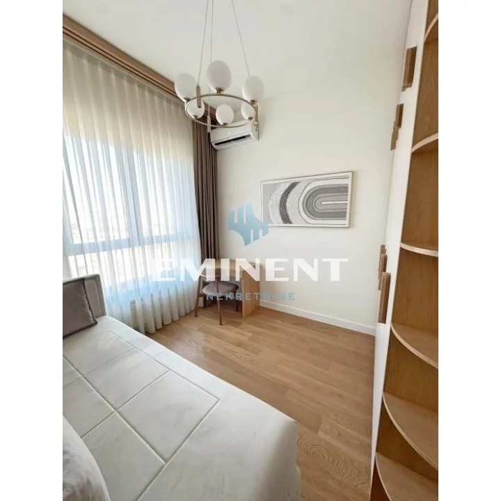 Trosoban stan za izdavanje, Beograd na Vodi, Beograd, 80m², 2.700 €/mes