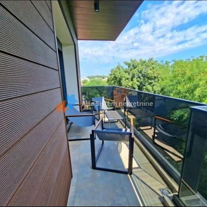 Trosoban stan za izdavanje, Zeleno Brdo, Beograd, 82m², 1.500 €/mes