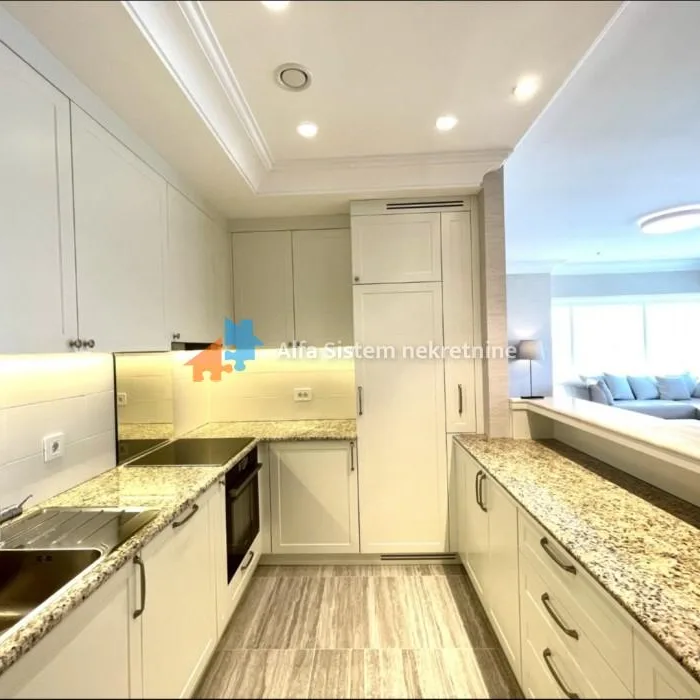 Stan Izdavanje Beograd Blok 65 123 m2