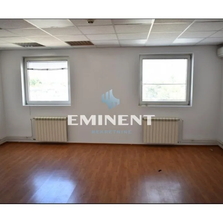 Lokal Izdavanje Beograd Gornji Grad 216 m2