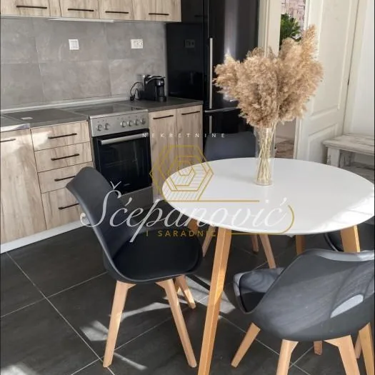 Stan Izdavanje Novi Sad  59 m2