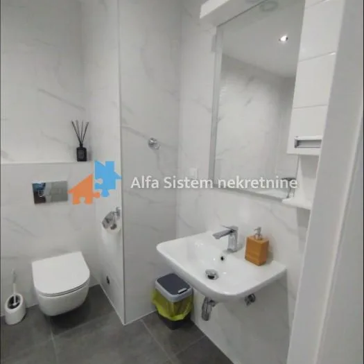 Trosoban stan za izdavanje, Trošarina, Beograd, 88m², 1.300 €/mes