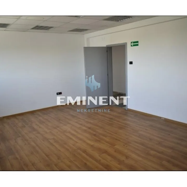 Lokal Izdavanje Beograd Gornji Grad 216 m2