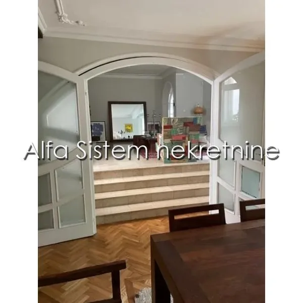 Stan Izdavanje Beograd Neimar 250 m2