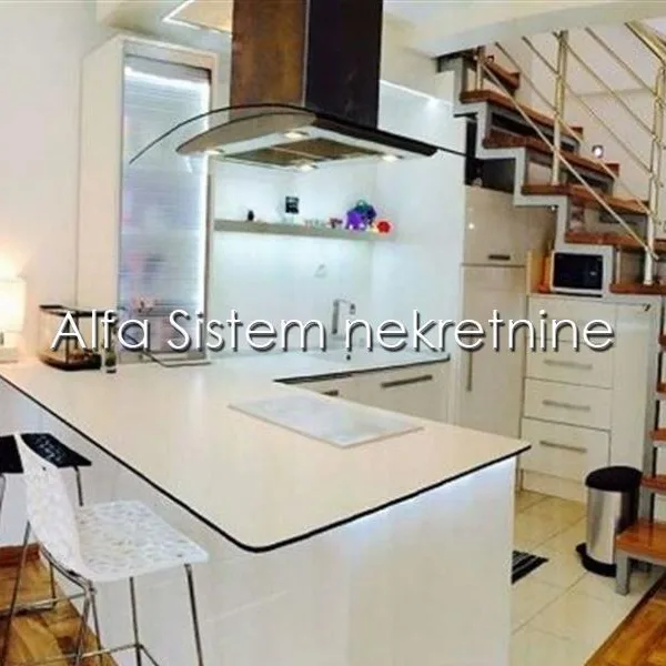 Stan Izdavanje Beograd  100 m2