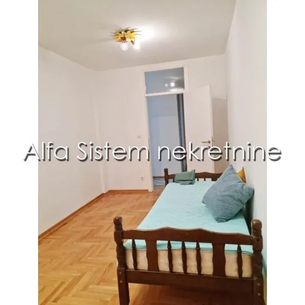 Stan Izdavanje Beograd  85 m2