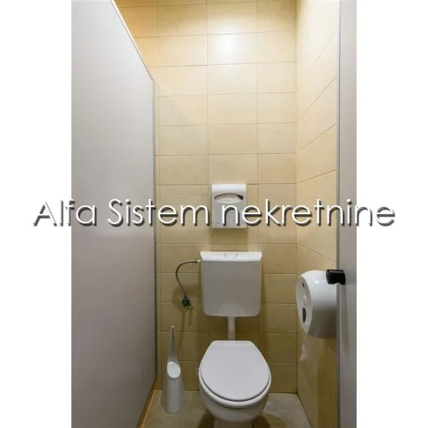 Lokal za izdavanje, Bežanijska Kosa 1, Beograd, 335m², 4.950 €/mes