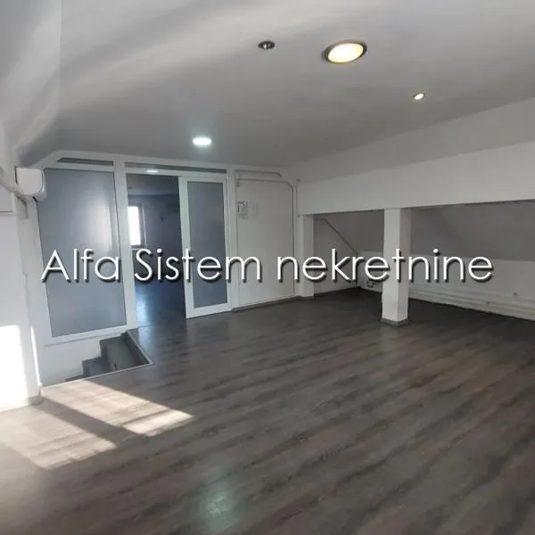 Lokal Izdavanje Beograd Blok 11c - Stari Merkator 220 m2