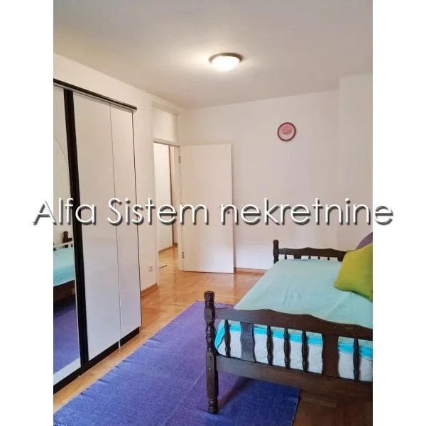 Stan Izdavanje Beograd  85 m2