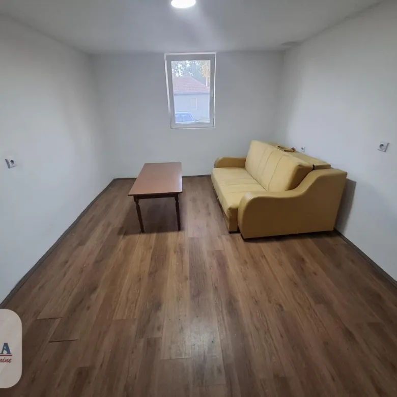 Kuća Prodaja Paraćin  72 m2