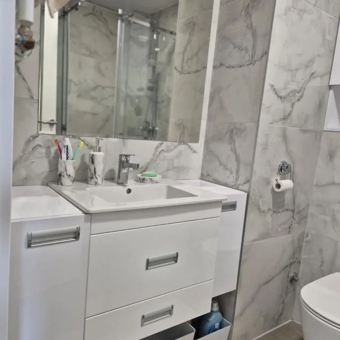 Stan Izdavanje Beograd Hala Pionir 40 m2