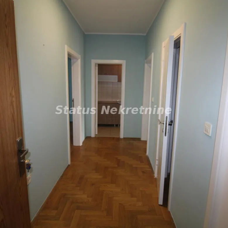 Stan Prodaja Novi Sad  78 m2