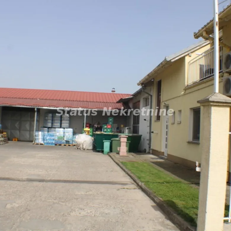Lokal Prodaja Beočin  613 m2
