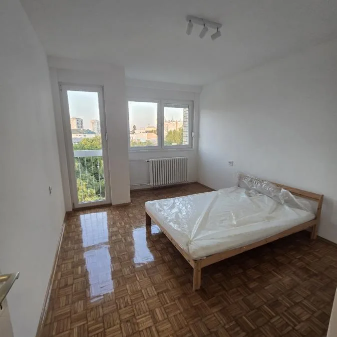 Stan Izdavanje Novi Sad  78 m2
