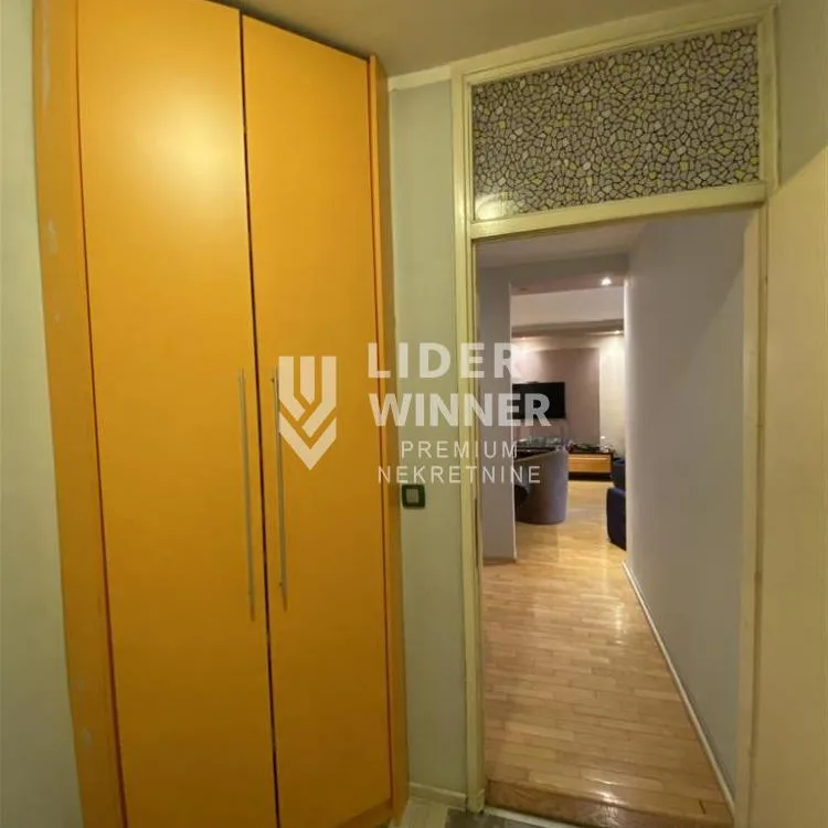 Petosoban stan na prodaju, Bežanijska Kosa 2, Beograd, 122m², 419.000 €