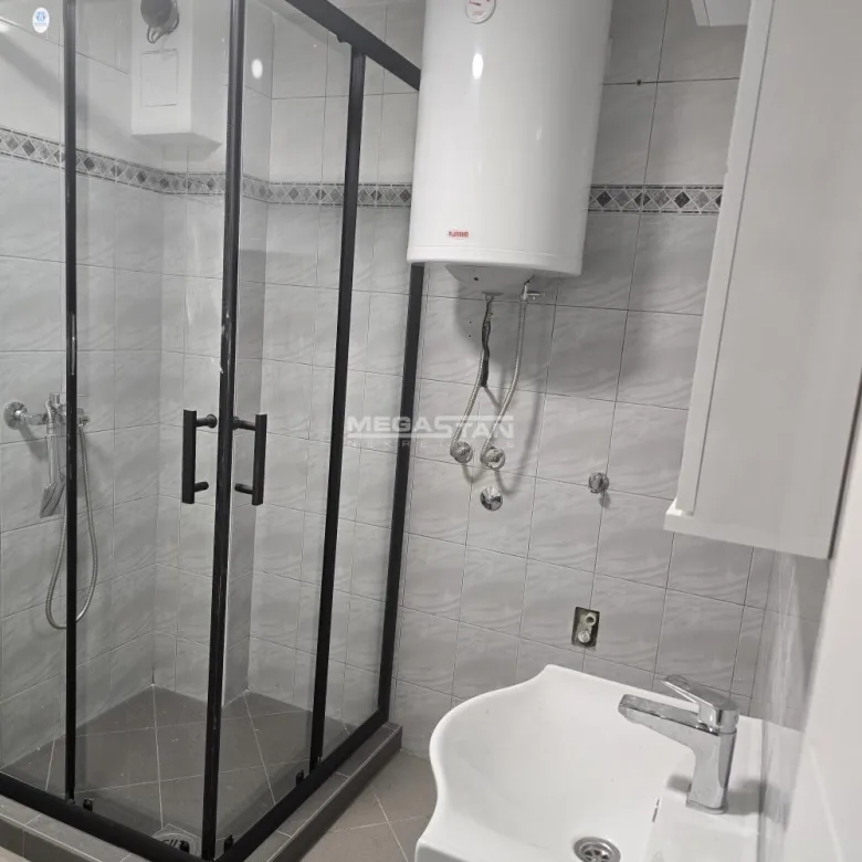 Četvorosoban stan na prodaju, Žarkovo, Beograd, 114m², 226.000 €