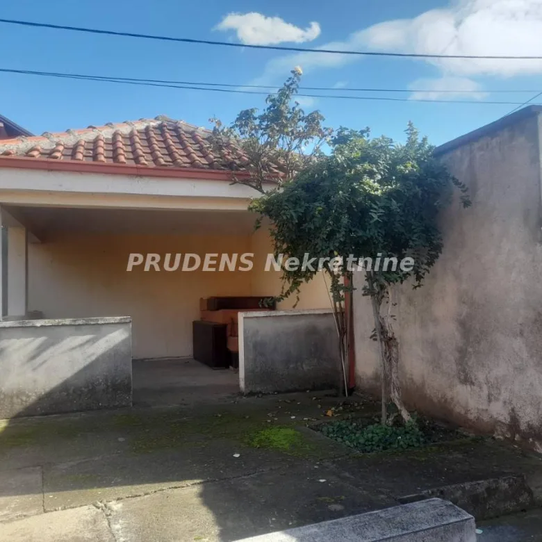 Kuća na prodaju, Surčin, Beograd, 111m², 235.000 €