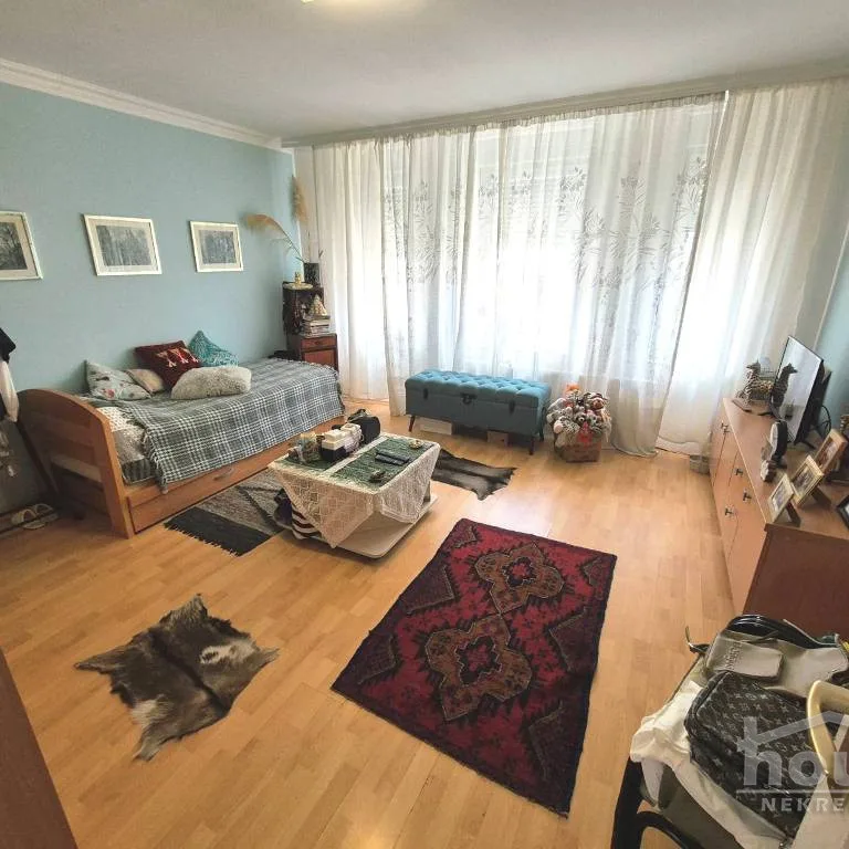 Četvorosoban stan na prodaju, Centar, Novi Sad, 115m², 3. sprat, 290.000 €